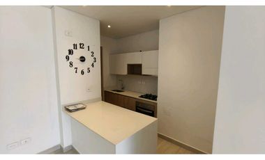 Apartamento vacío con vista later al mar Playa Salguero-005