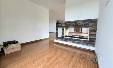 SE VENDE CASA EN COTA EN CONJUNTO CERRADO