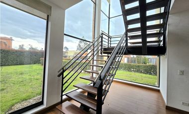 SE VENDE CASA EN COTA EN CONJUNTO CERRADO