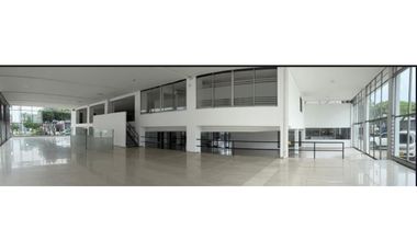 LOCAL ESQUINERO CON VITRINA Y BODEGA - JORGE ISAACS NORTE DE CALI