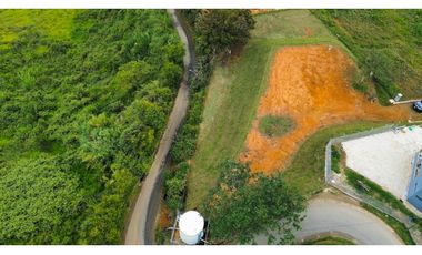 Lote para venta en Copacabana.