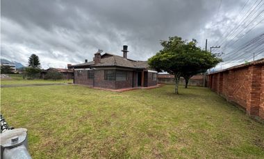 Arriendo casa campestre de un nivel