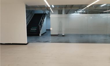 SE ARRIENDA LOCAL EN CAPELLANIA