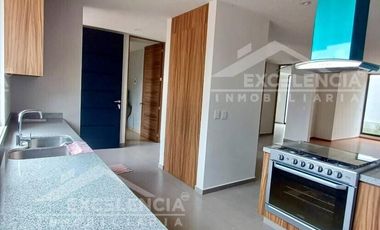 🏡 CASA EN VENTA EN FRACC. PRADERAS I, ALTOZANO – MORELIA