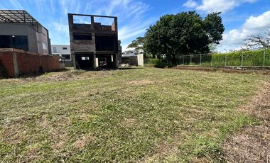VENDEMOS CASA EN CONDOMINIO LAS MERCEDES JAMUNDI