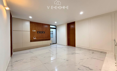 RESIDENCIA EN VENTA EN VILLA VERONA, ZONA DIAMANTE, ZAPOPAN