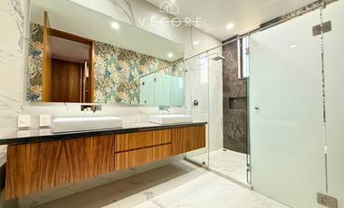 RESIDENCIA EN VENTA EN VILLA VERONA, ZONA DIAMANTE, ZAPOPAN