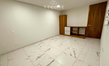 RESIDENCIA EN VENTA EN VILLA VERONA, ZONA DIAMANTE, ZAPOPAN