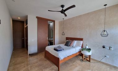 EN VENTA TOWNHOUSE AMUEBLADO EN MONTES DE AMÉ, MÉRIDA