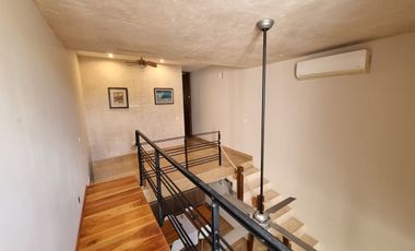 EN VENTA TOWNHOUSE AMUEBLADO EN MONTES DE AMÉ, MÉRIDA