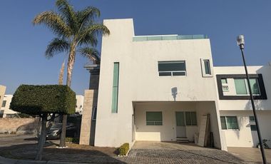 Casa en renta en Puebla Parque La Castellana Lomas de Angelópolis II