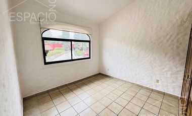Casa en Fraccionamiento Lomas de Atzingo