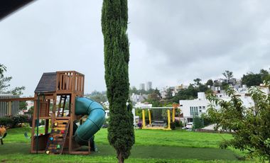 Casa en Venta Altozano con área verde en fraccionamiento privado