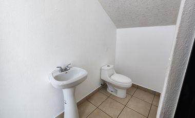 Casa en Venta Altozano con área verde en fraccionamiento privado
