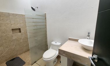 Casa en Venta Altozano con área verde en fraccionamiento privado