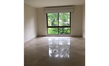 Casa en alquiler en clayton en los senderos de camino de cruces