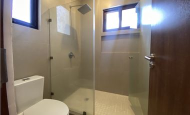 Casa en  Alquiler o Venta  – Brisas del Golf, PH Golf Gardens - LH 