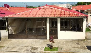 VENTA DE CASA EN PACORA URBANIZACIÓN SANTA SOFA