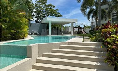 Venta de Villa en Coronado, Conjunto Residencial La Floresta