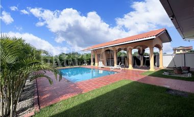 Oportunidad! Se Vende hermosa Casa Campestre en Chame