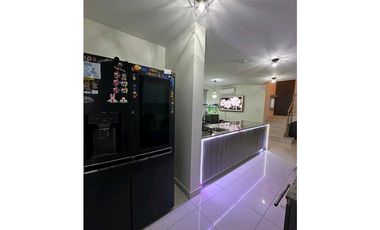 VENDO O ALQUILO ESPECTACULAR CASA PH RIVERVIEW
