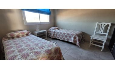 Vendo departamento 3 Amb con Gas Natural, cochera y Balcón