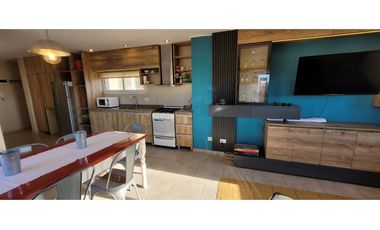 Vendo departamento 3 Amb con Gas Natural, cochera y Balcón