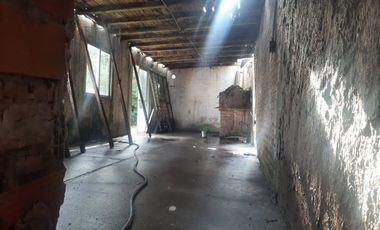 CASA EN VENTA, 4 AMBIENTES , LUIS GUILLON
