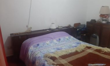 CASA EN VENTA, 4 AMBIENTES , LUIS GUILLON