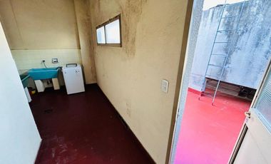Departamento de 2 ambientes venta Lomas de Zamora