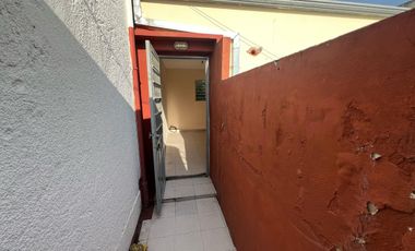 VENTA CASA 2 DORM + DPTO 1 DORM