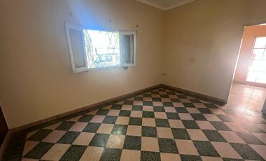 VENTA CASA 2 DORM + DPTO 1 DORM
