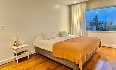 Venta Casa Lote Interno en Nuevo Quilmes