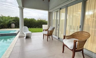Venta Casa Lote Interno en Nuevo Quilmes