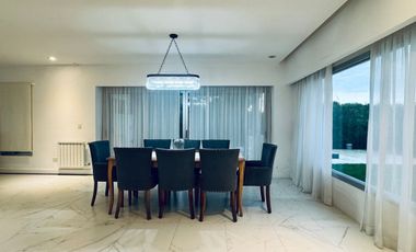 Venta Casa Lote Interno en Nuevo Quilmes