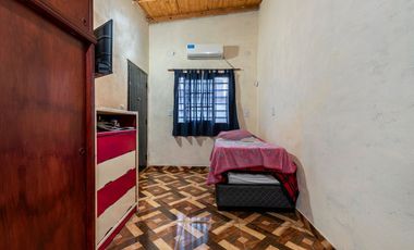Casa en venta Don Bosco, pileta
