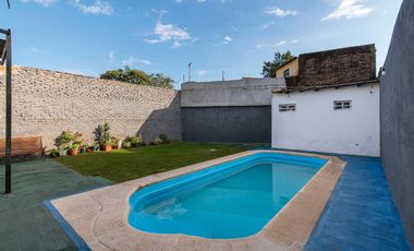 Casa en venta Don Bosco, pileta
