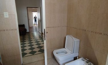 ALQUILER COMERCIAL CASA 4 AMBIENTES EN BOULOGNE