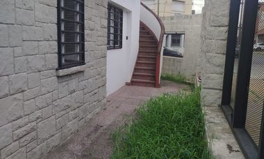 ALQUILER COMERCIAL CASA 4 AMBIENTES EN BOULOGNE