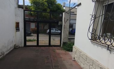 ALQUILER COMERCIAL CASA 4 AMBIENTES EN BOULOGNE