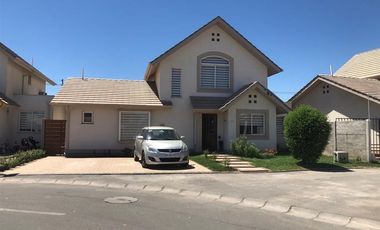 Casa en Venta en Camilo Berrios quintanilla 217