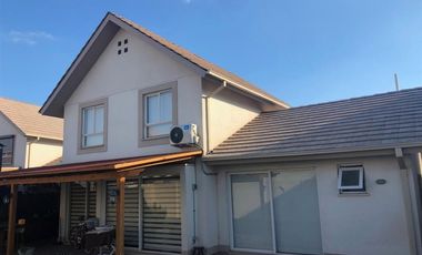 Casa en Venta en Camilo Berrios quintanilla 217