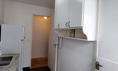 Departamento sin balcon en venta Vicente Lopez 2 ambientes piso alto muy luminoso en buen estado