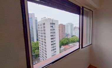 Departamento sin balcon en venta Vicente Lopez 2 ambientes piso alto muy luminoso en buen estado