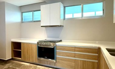 Renta Departamento 3 Recámaras y Cuarto de servicio en Juriquilla Wise Living