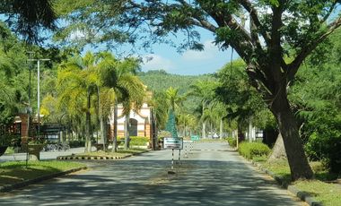 3BR House and Lot For Sale near Mamplasan Jubilation Binan Laguna