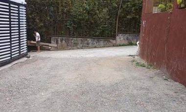 LOT FOR SALE WITH OVERLOOKING VIEW!