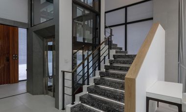AYALA ALABANG HOUSE FOR SALE