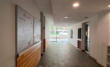 Local Comercial en Arriendo en Av las condes 9050