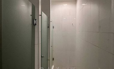 Local Comercial en Arriendo en Av las condes 9050
